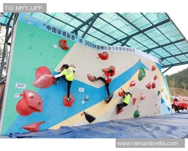 上海攀岩队与深圳攀岩队赛后复盘分析两队比赛节奏与表现对比